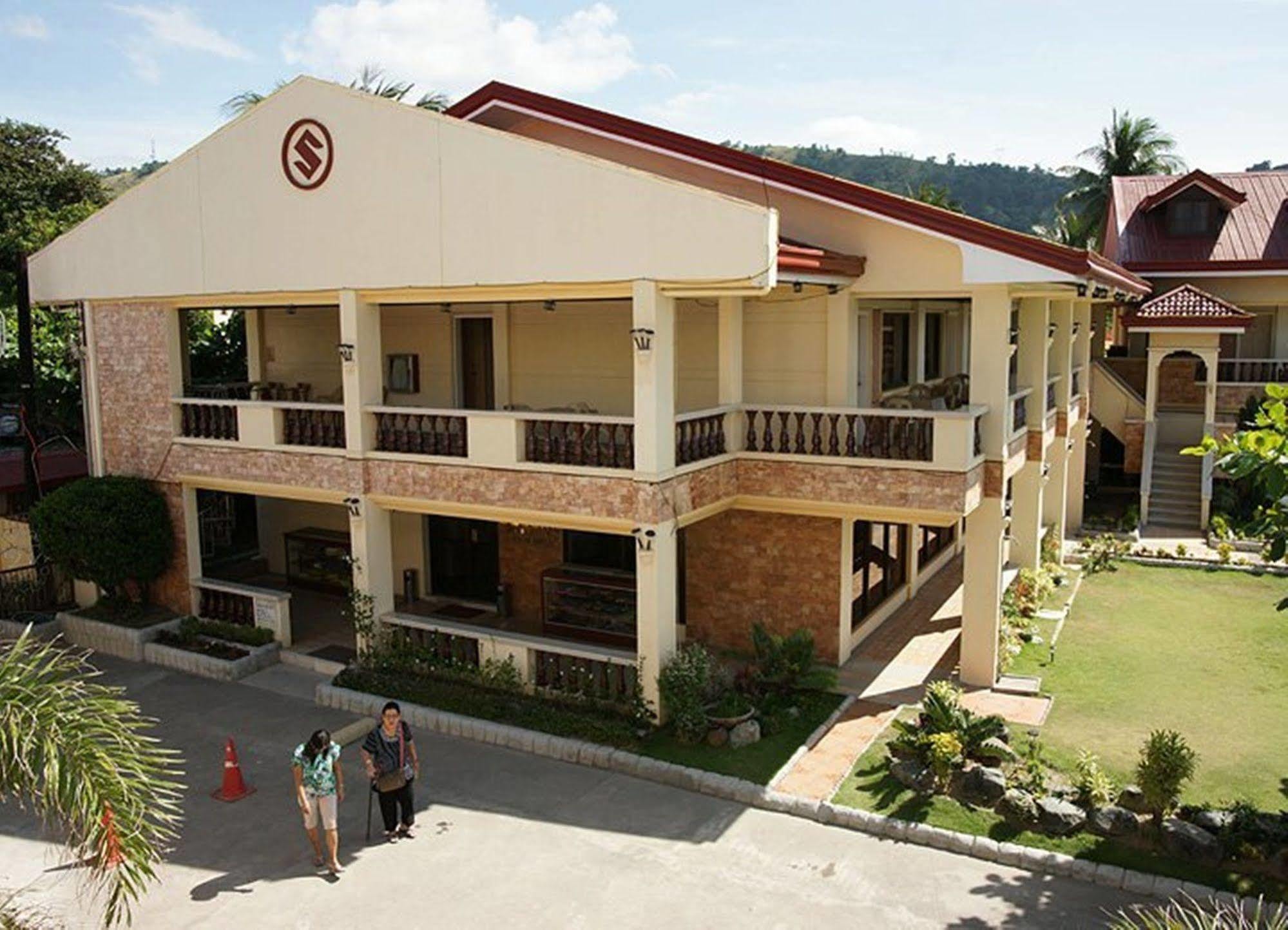 Suzuki Beach Hotel Olongapo Exterior photo