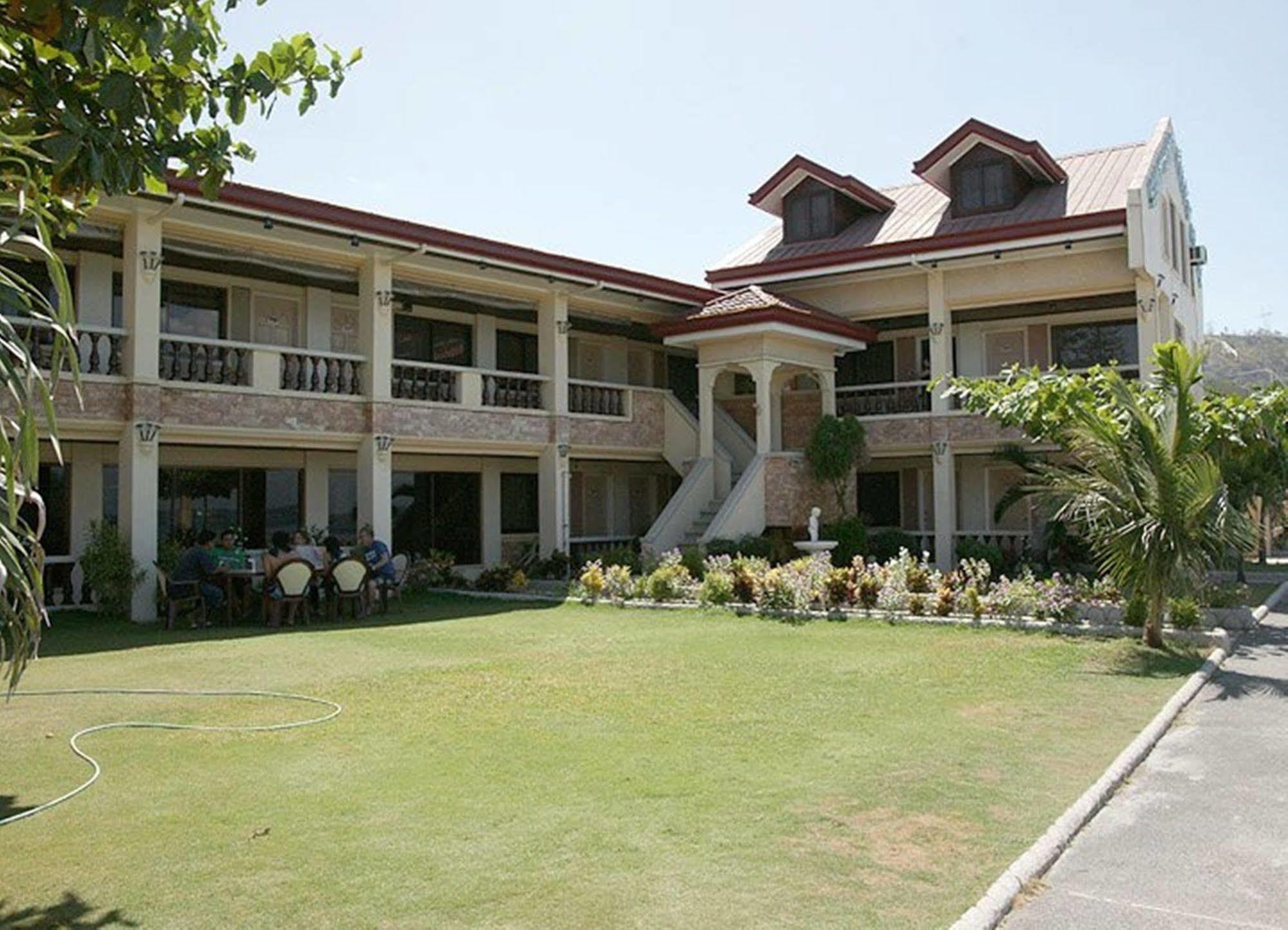 Suzuki Beach Hotel Olongapo Exterior photo